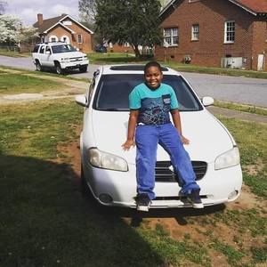 Meet your Posher, Omari